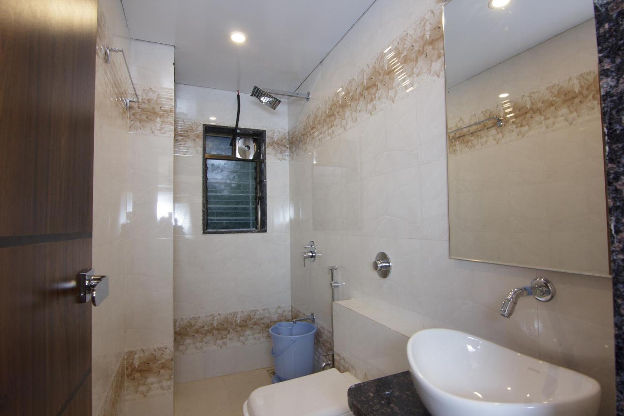 Strand Resort Lonavala Εξωτερικό φωτογραφία